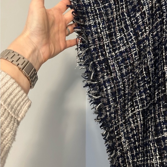 Cape Poncho Black & White!! - Picture 7 of 12